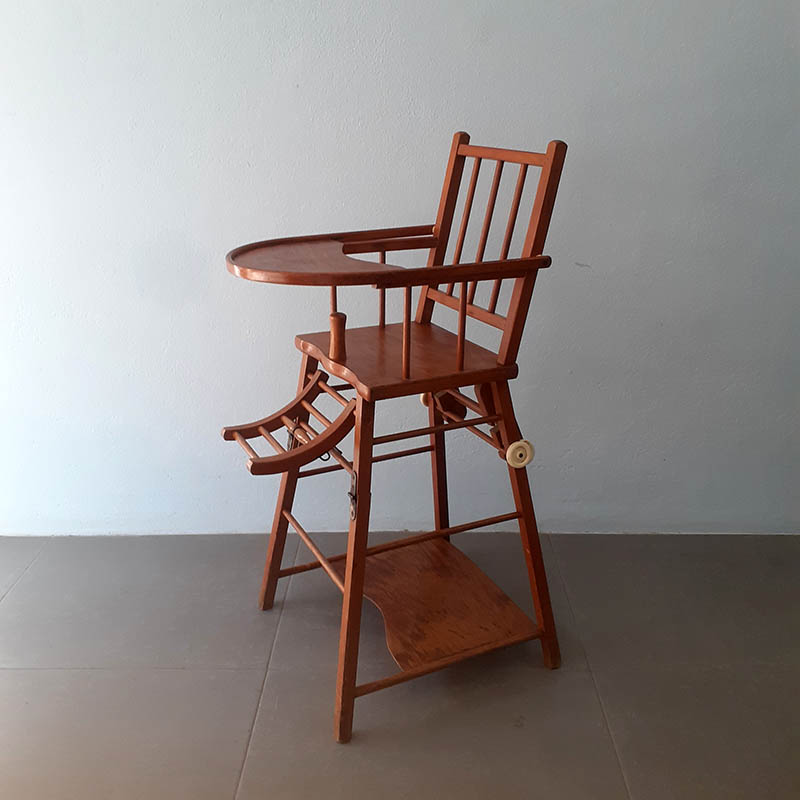 Cadeira de Criança | Restauro de Móveis | Porto, Portugal
